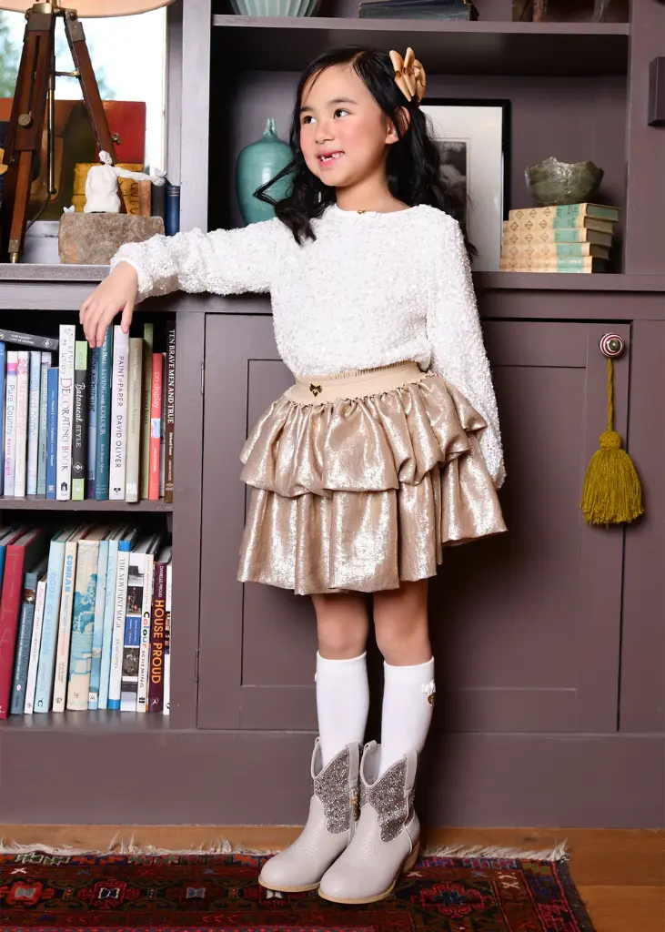 Kazzie_Skirt_Gold_Lifestyle.webp