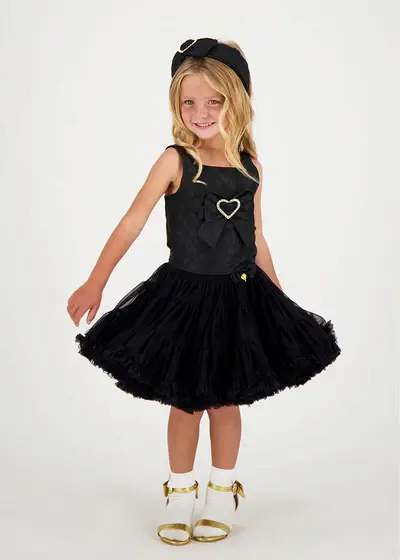 Pixie_Tutu_Black_Lifestyle.webp