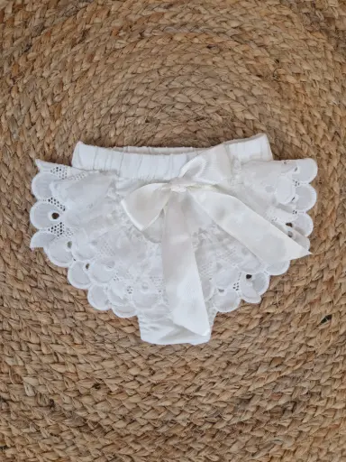 [CULOTTE] LARA - Culotte bébé en dentelle - écru TU
